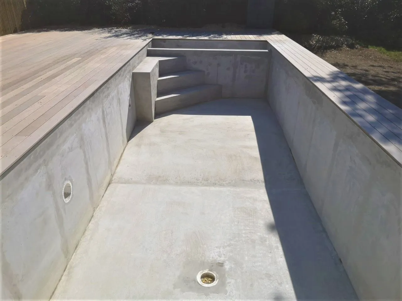 construction de piscine béton