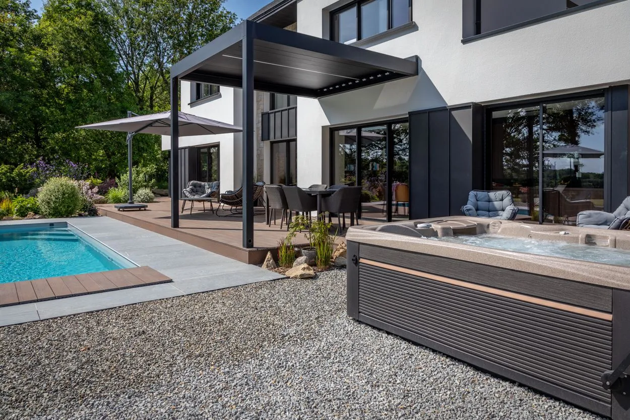 Installation spa et piscine David Paysage Carnac Morbihan