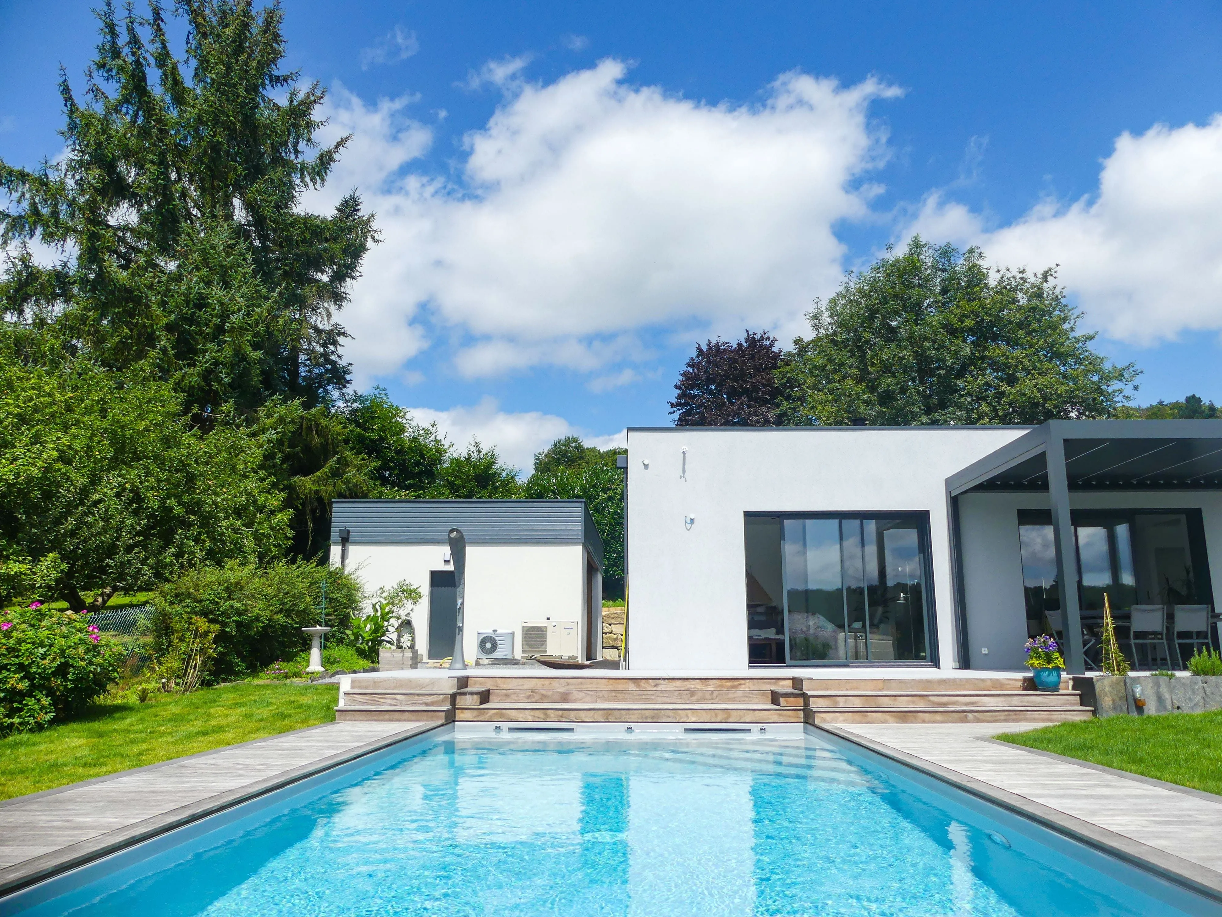 Piscine et aménagement extérieur Rochefort en Terre David Paysage