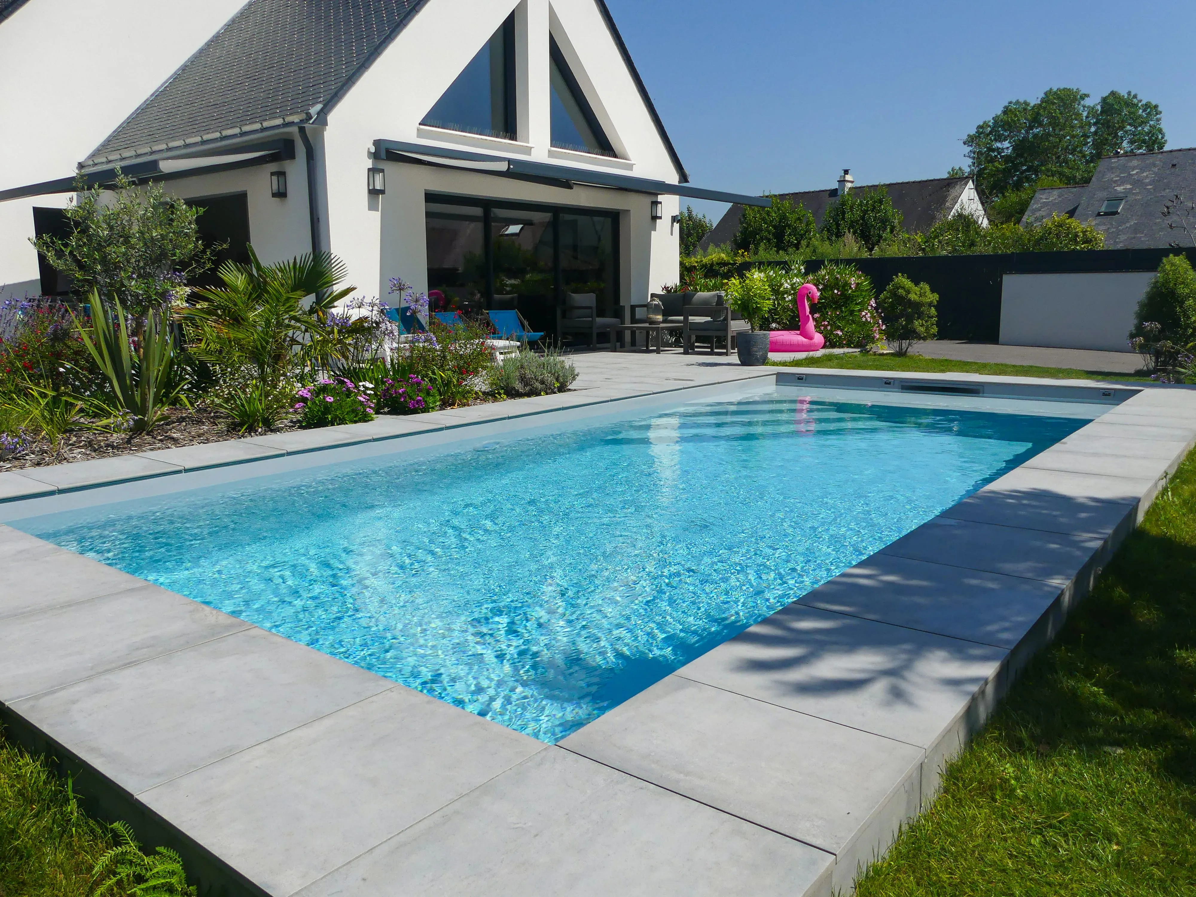 Piscine et aménagement extérieur Guérande David Paysage